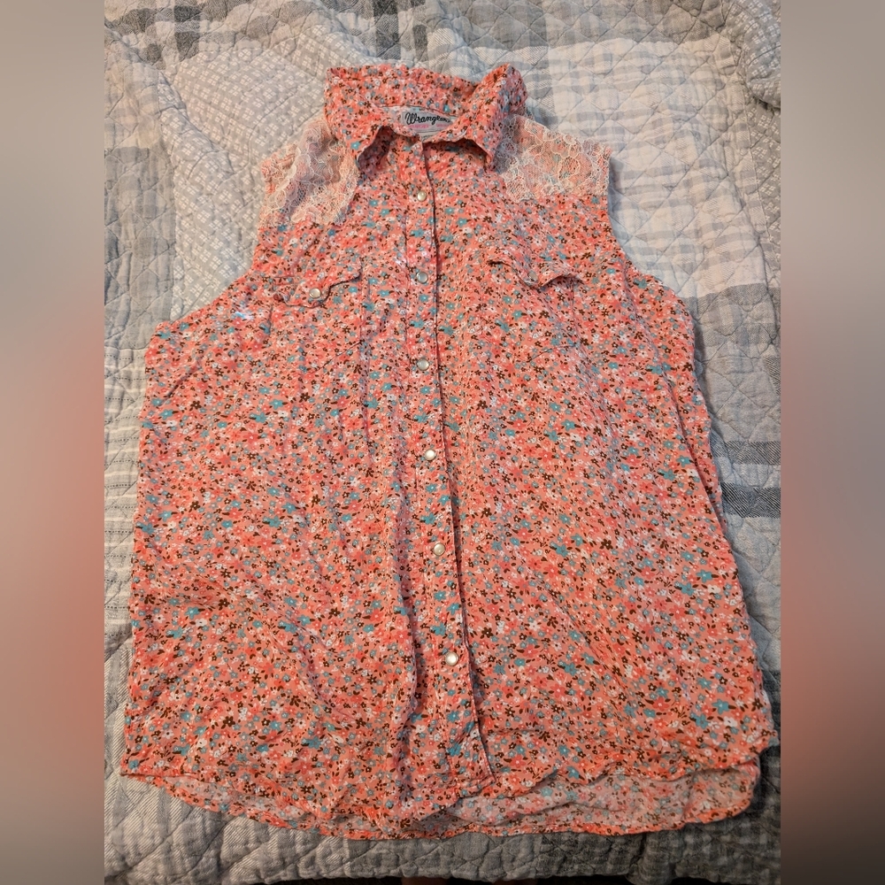 Wrangler Floral Pearl Snap Tank top